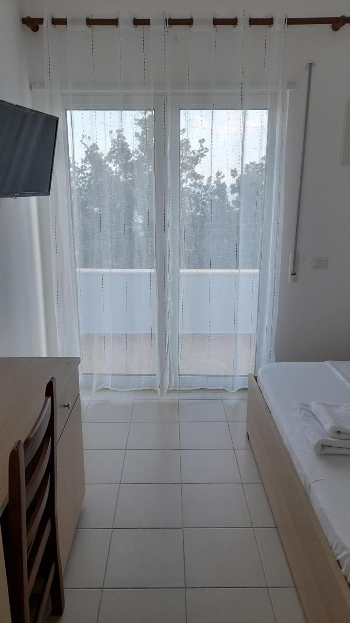 Elite 2 Kosta Hotel Dhermi Luaran gambar