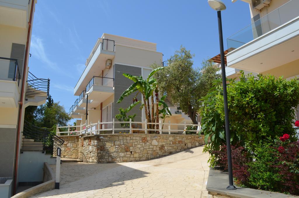 Elite 2 Kosta Hotel Dhermi Luaran gambar