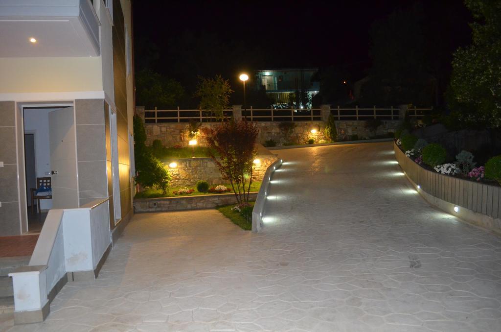 Elite 2 Kosta Hotel Dhermi Luaran gambar