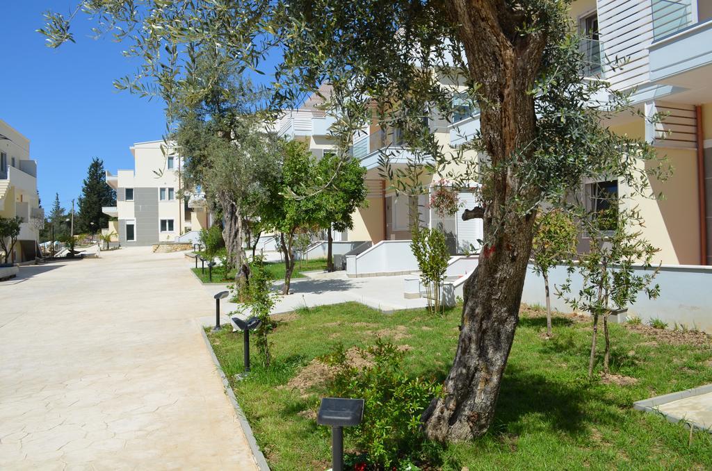 Elite 2 Kosta Hotel Dhermi Luaran gambar