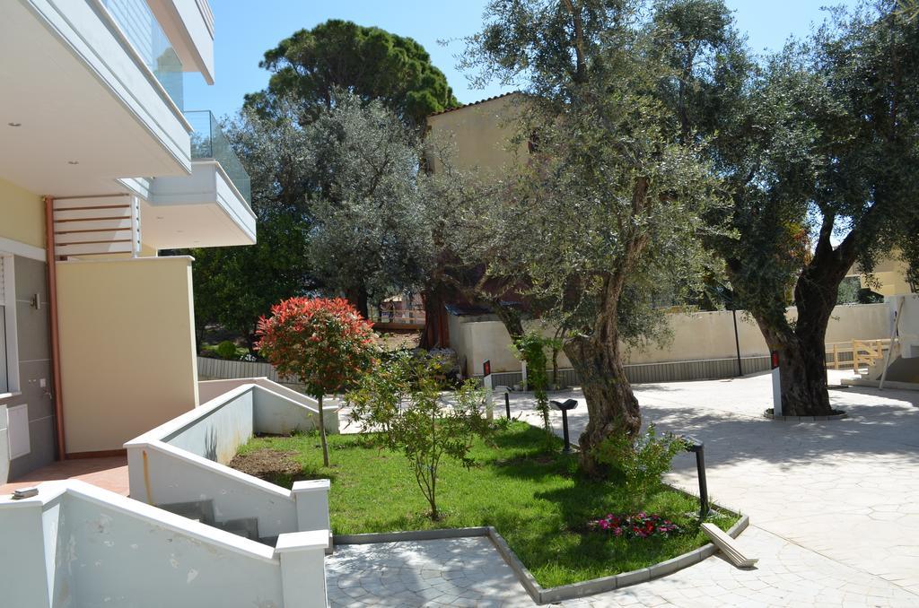 Elite 2 Kosta Hotel Dhermi Luaran gambar